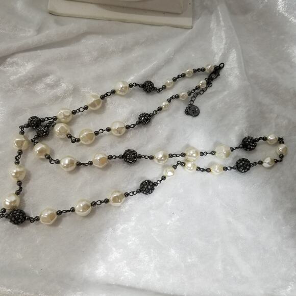 LC faux pearl black rhinestone ball 34" necklace 1.1635 2" e - Picture 8 of 14